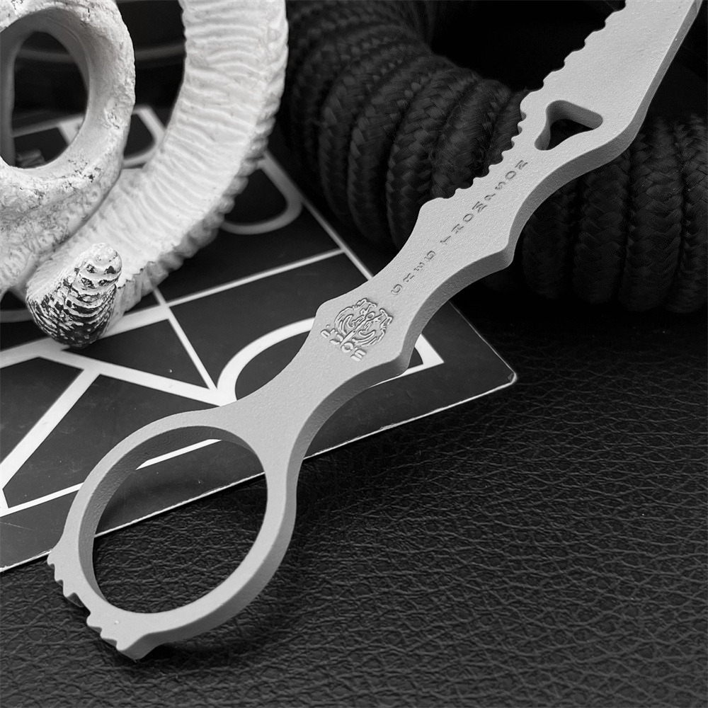 Nóż survivalowy z ostrzem stał – Everyday Carry (Edc) Knife recenzja i cena