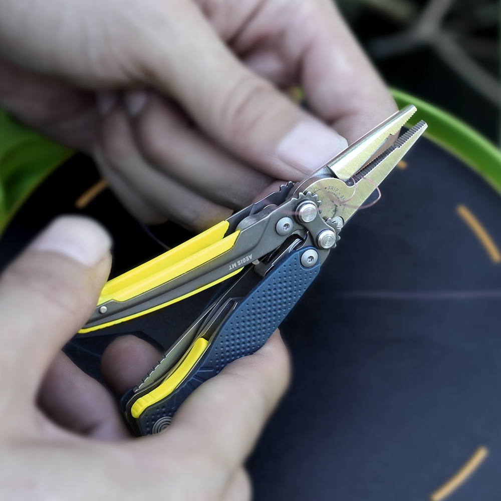SOG 5 w 1 Aegis MT Mini Przeno – Edc Carry Pliers recenzja i cena